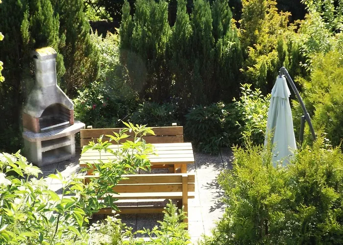 Grosszuegige Mit Bergblick Im Haus Hopfe By Interhome *