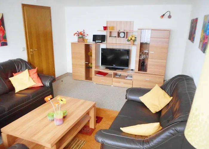 Apartment Grosszuegige Mit Bergblick Im Haus Hopfe By Interhome