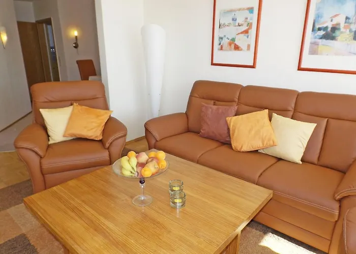 Grosszuegige Mit Bergblick Im Haus Hopfe By Interhome